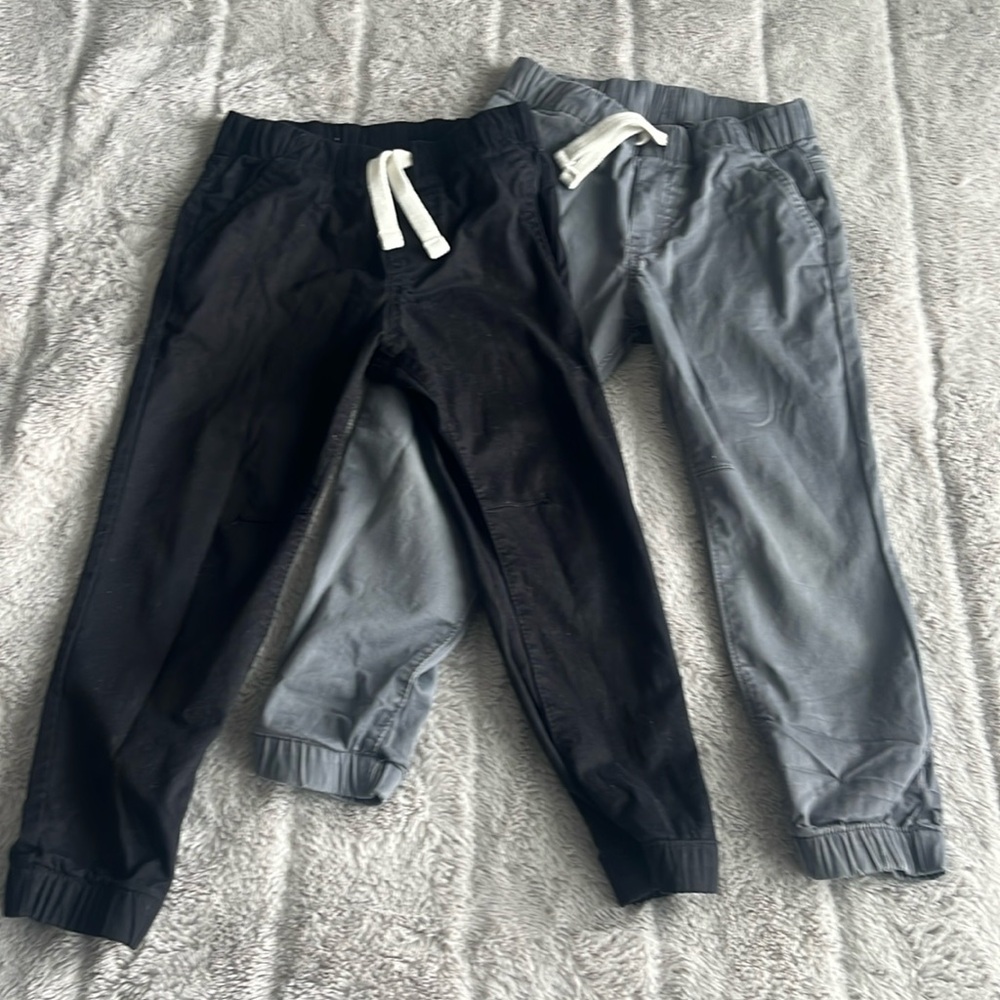 Cat & Jack, Toddler Boys' Pull-On Pants, Cat & Jack, Black 4T, Great condition